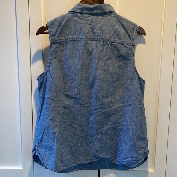 Tommy Hilfiger Chambray Sleeveless Button Up Shirt Size XL - Picture 3 of 5